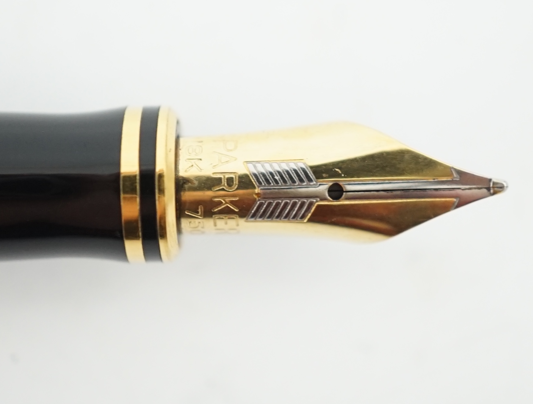 A Parker Duofold orange international fountain pen, in black case